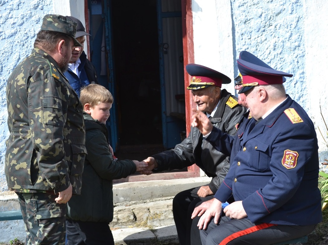 Яке ж свято без справжніх козаків?