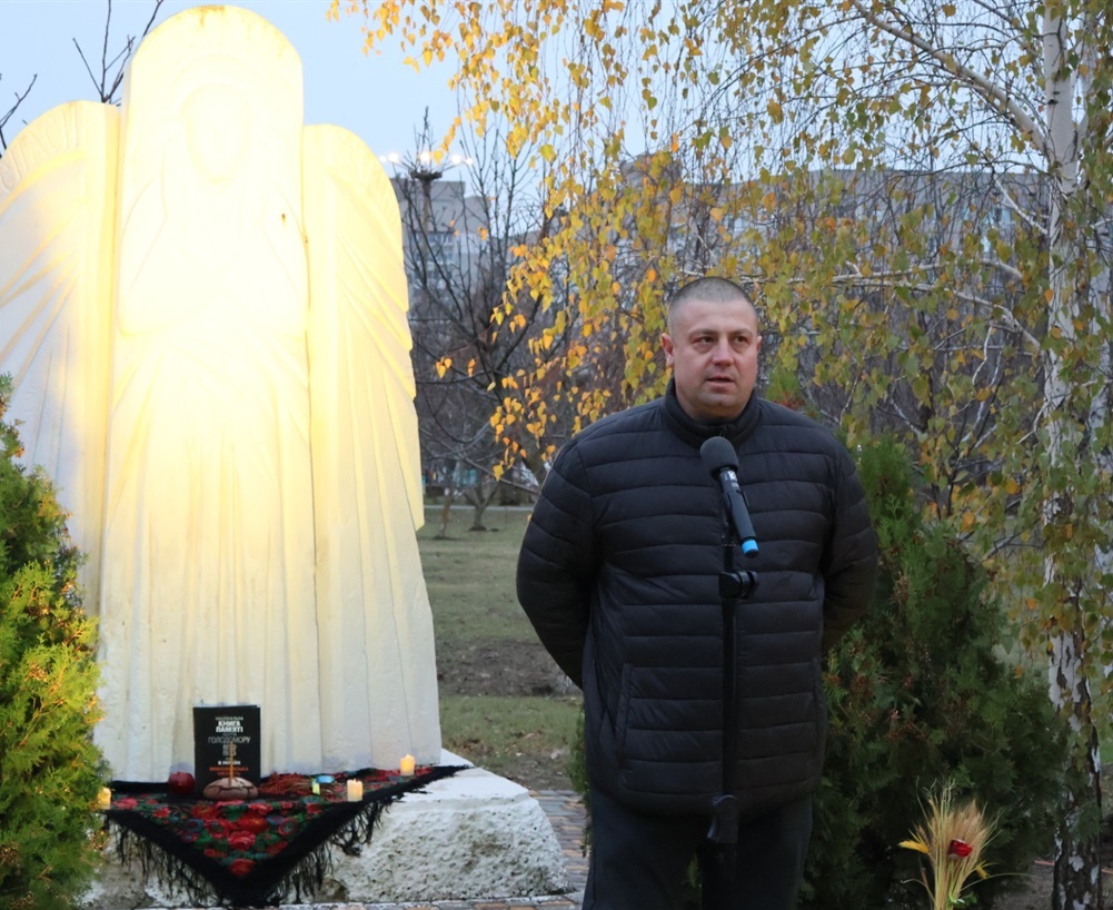 Секретар Южноукраїнської міської ради Денис Кравченко: Вічна пам'ять загиблим та невинно убієнним...