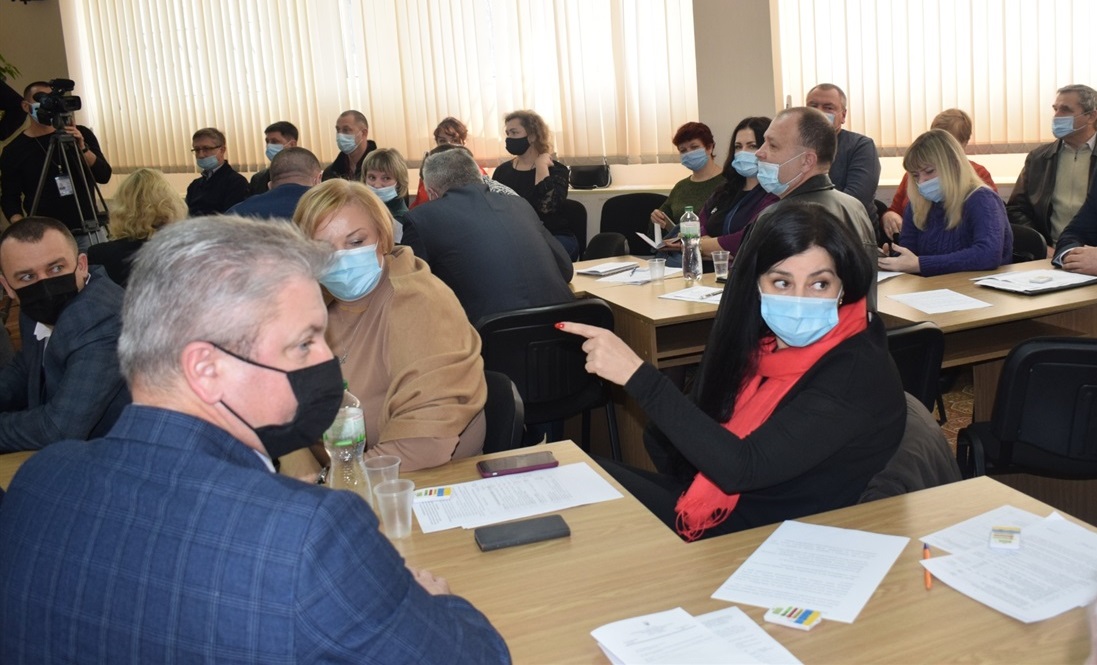 Пані Савастру пояснює свою позицію щодо коштів громади