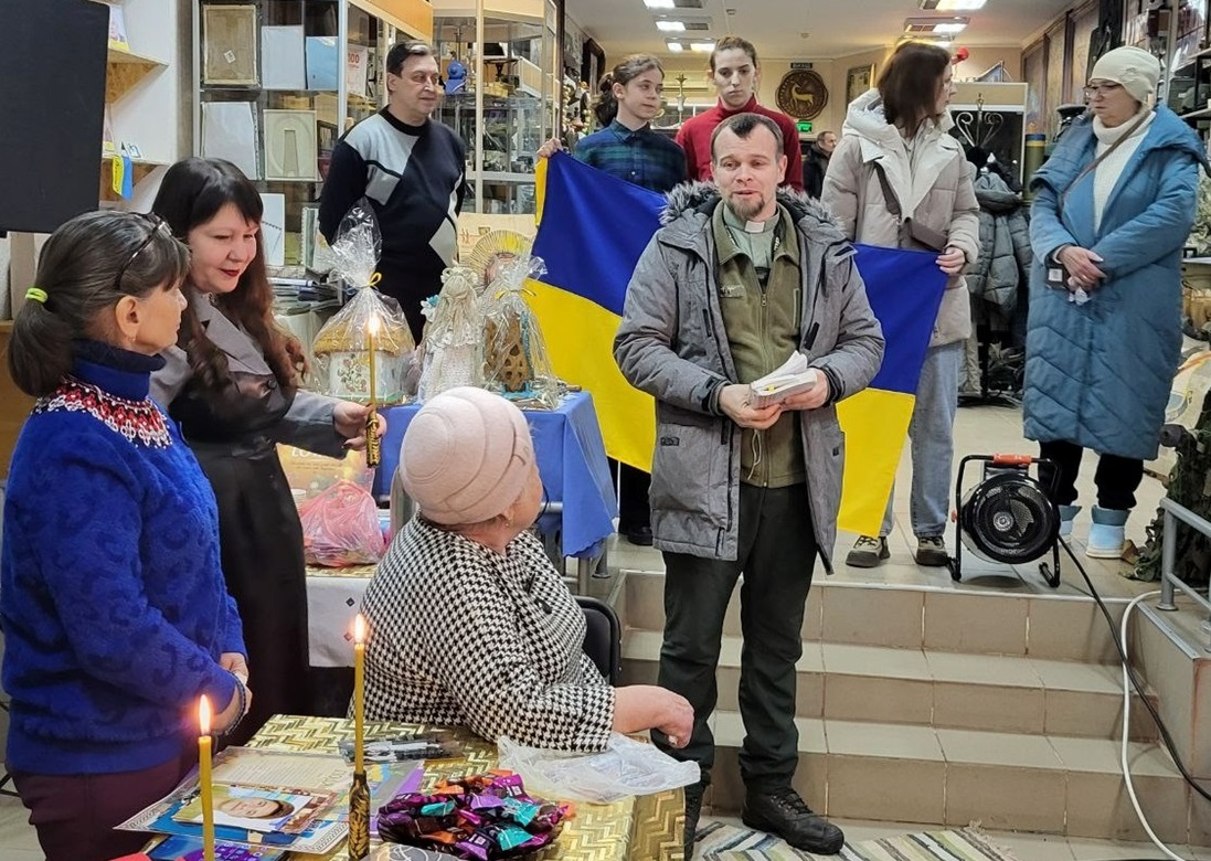 Тиха зустріч зі світлом надії відбулася у Південноукраїнському міському музей