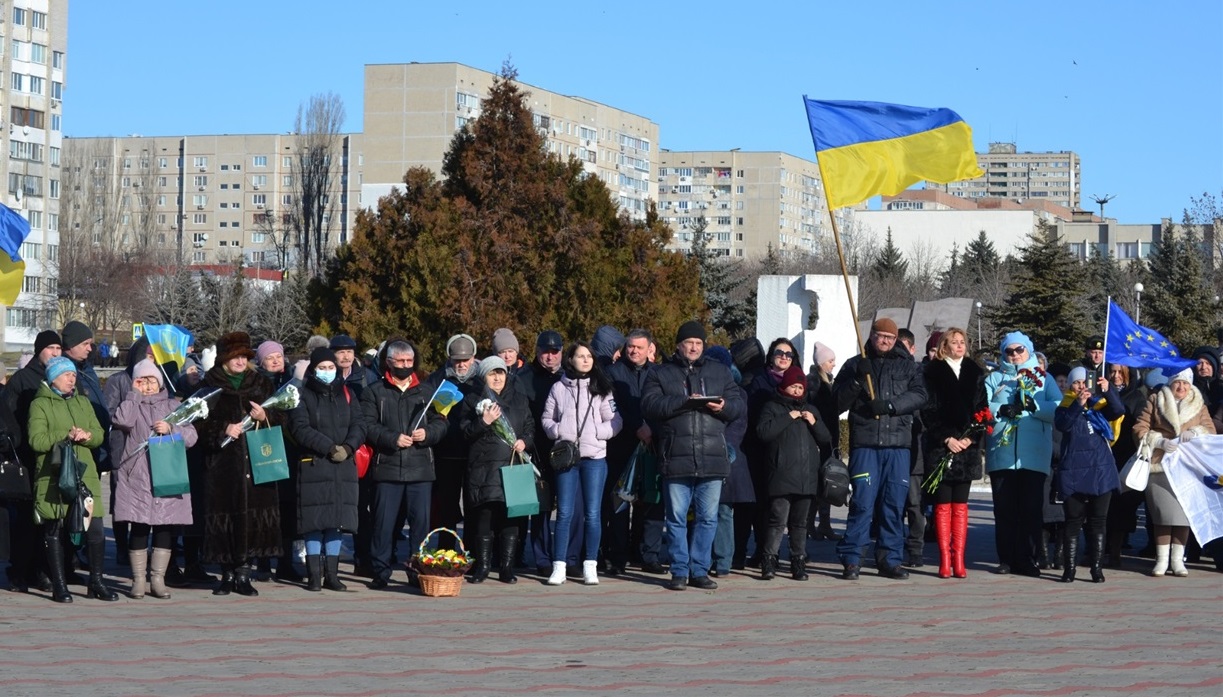 Южноукраїнці єднаються