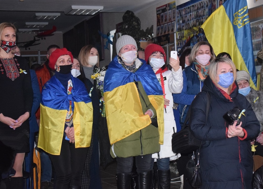 Завдяки атмосферній експозиції "Вони тримали за нас небо", присутні мали нагоду пригадали події семирічної давнини на Майдані