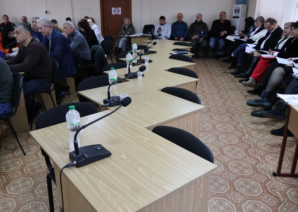 Зазвичай тут сидять депутати від "Слуги народу" та "Батківщини"