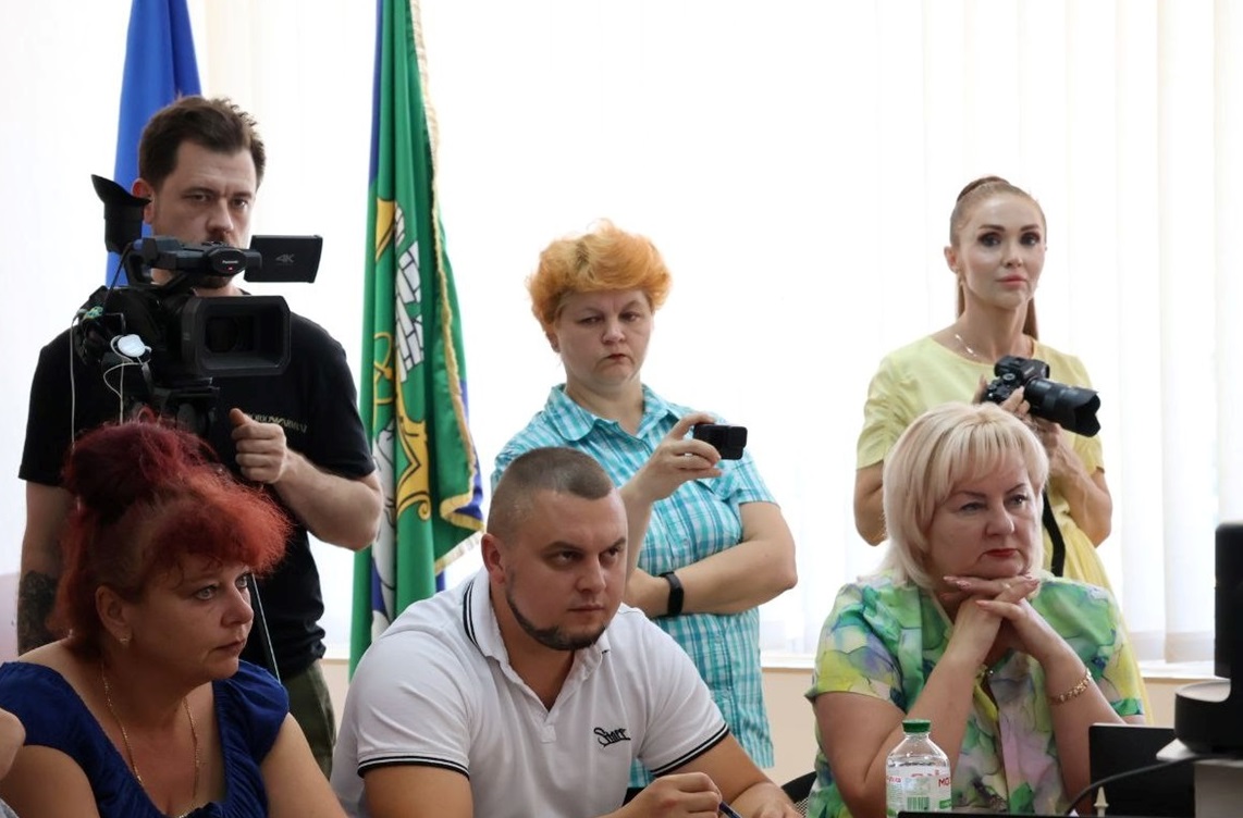 Круглий стіл медіа з владою та громадськістю.