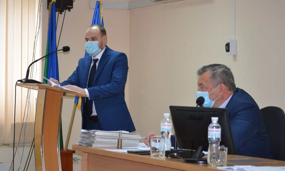 Пан Микола ознайомлює депутатів з основними нормами поведінки