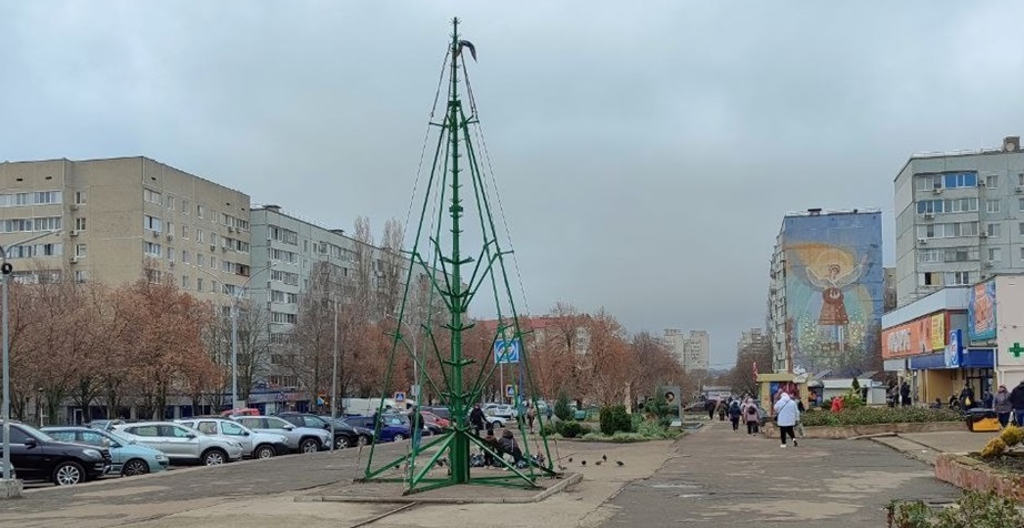 На проспекті Незалежності скоро буде ялинка