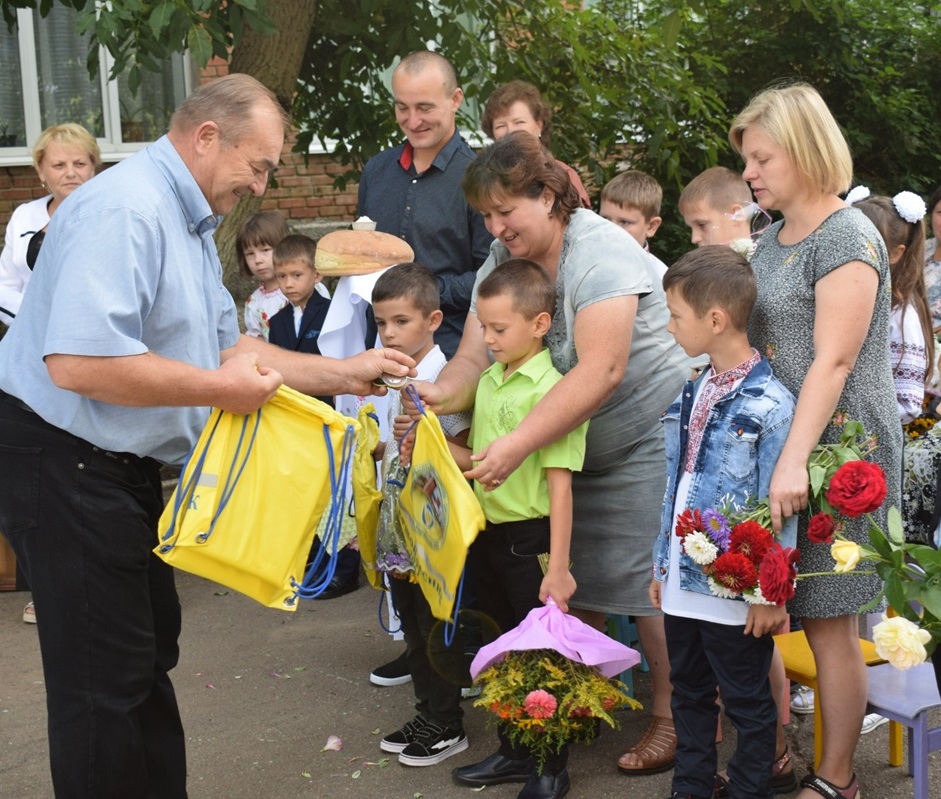 Подарунки від ВП ЮУАЕС
