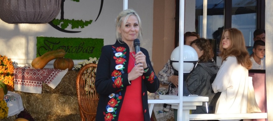 Маргарита Попенко розповідає про мету ярмарки