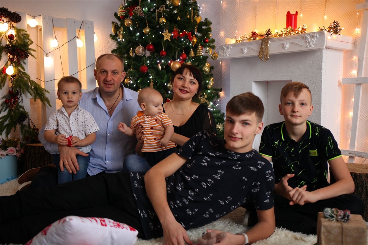 Родина Кривенків у повному складі