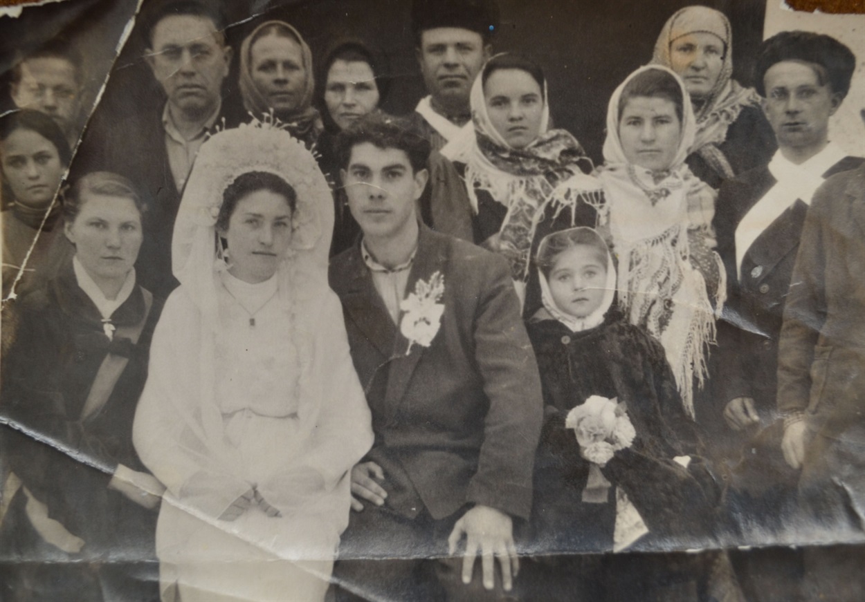 Весільне фото зроблене 60 років тому