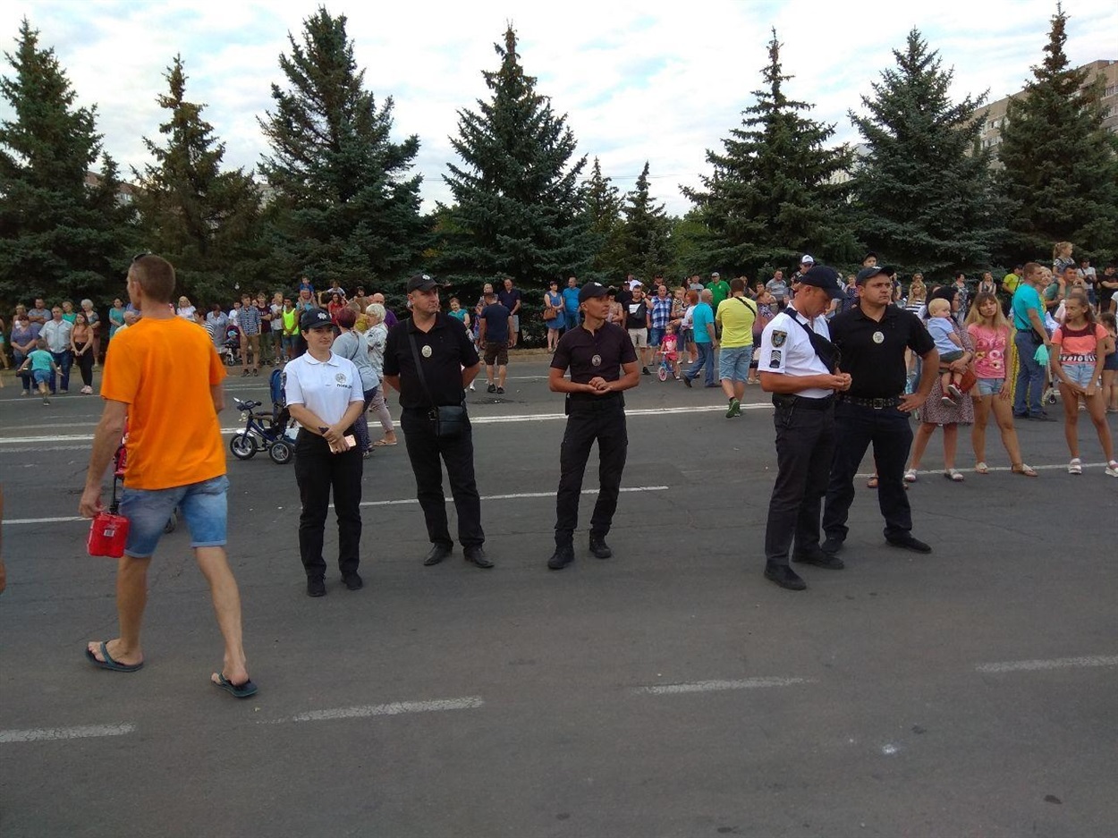 Поліціянти та дружинники тримали ситуацію під контролем