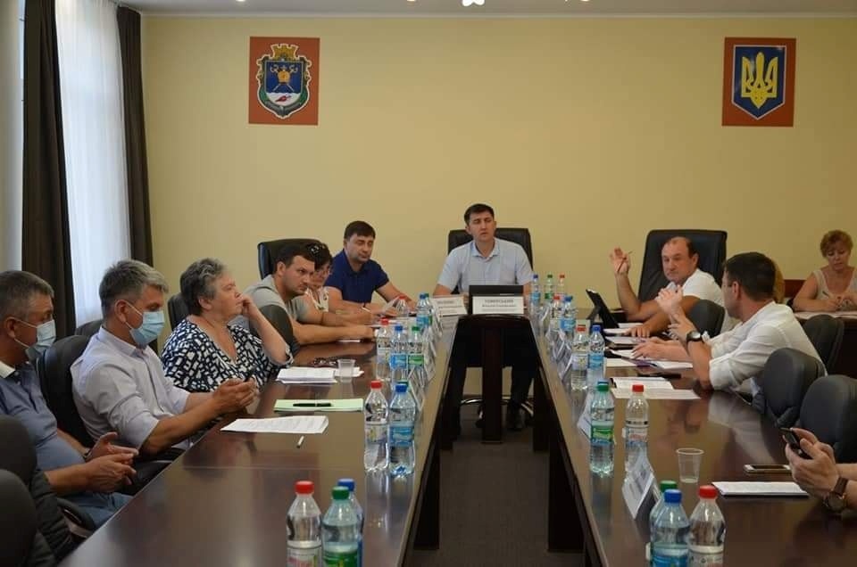 Одне із засідань постійної комісії Миколаївської обласної ради з питань регіонального розвитку, планування бюджету фінансів та інвестицій.