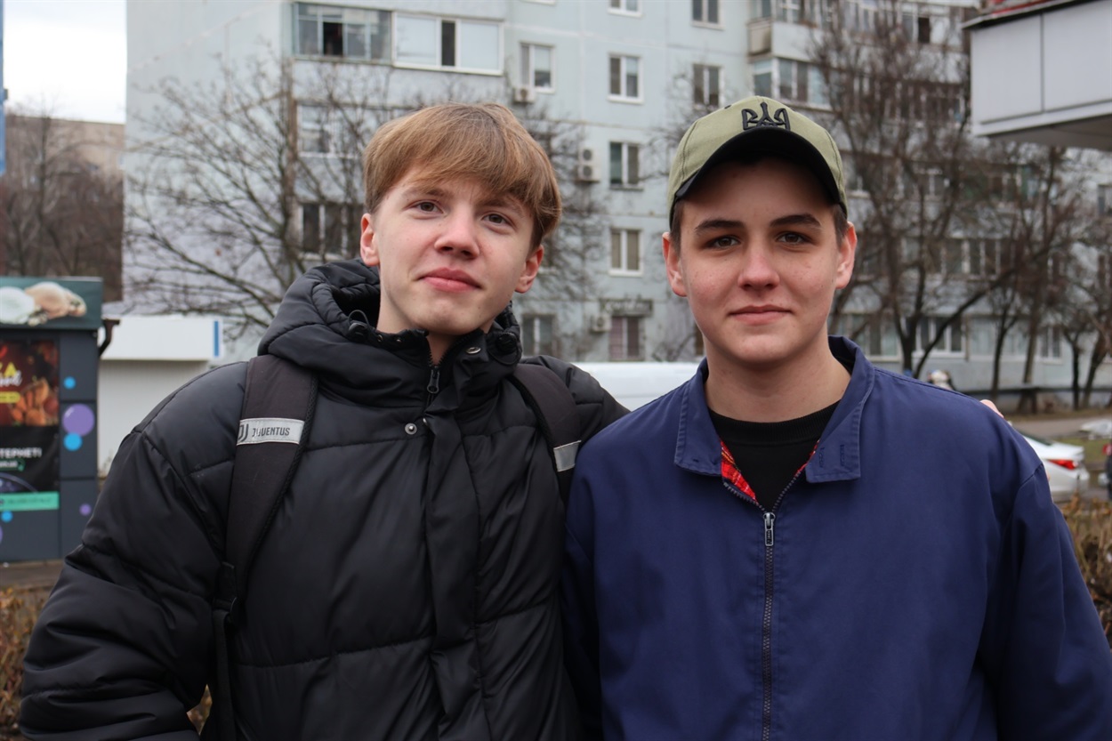 Віктор Клочков (справа) 