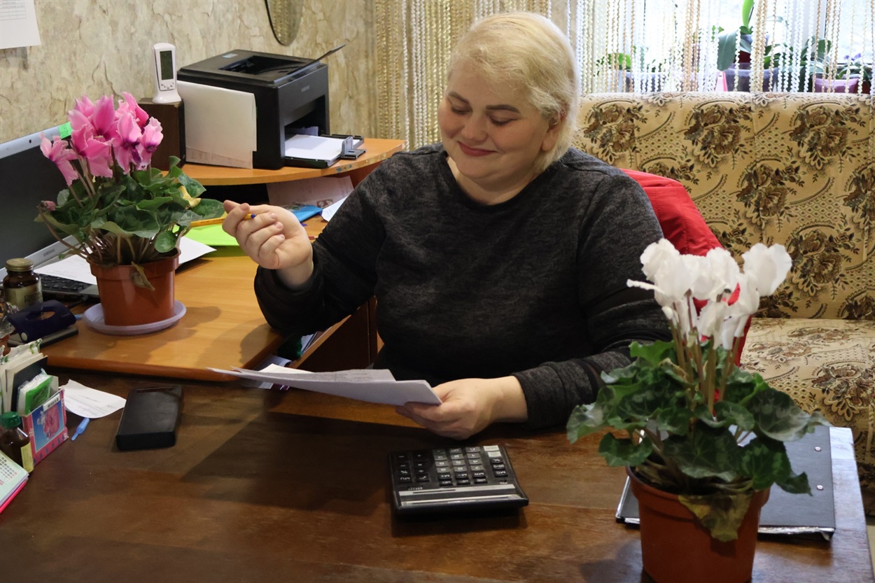 Ольга Оршівська у своєму кабінеті.