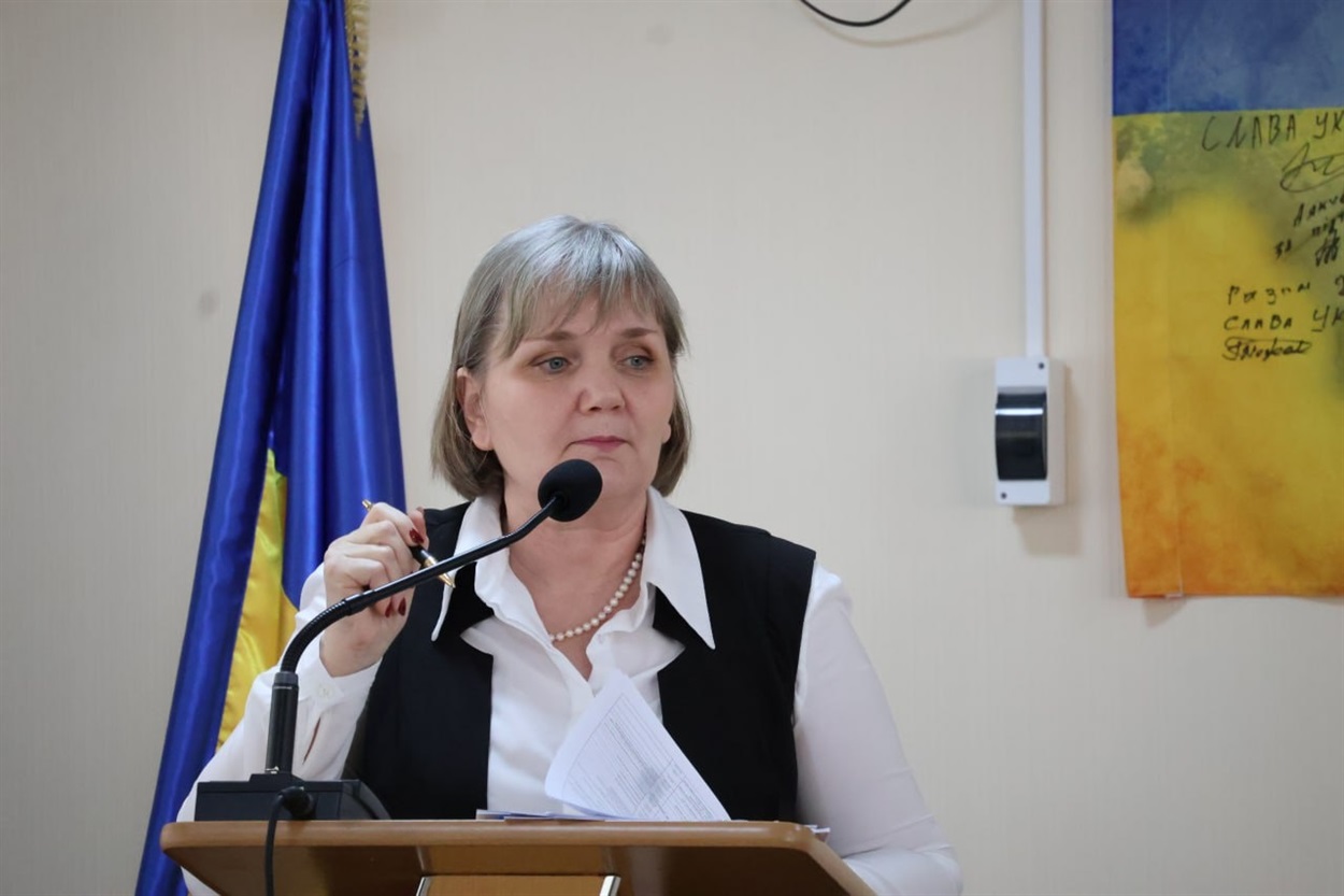Тетяна Гончарова доповідає.