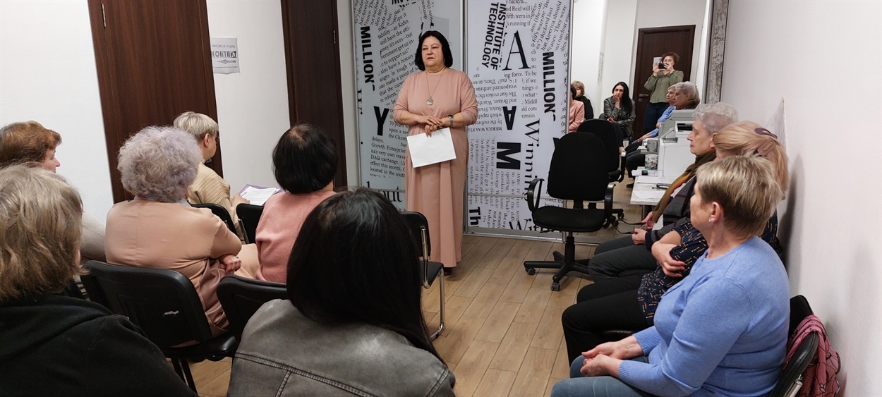 Лариса Мініна головувала на установчих зборах.