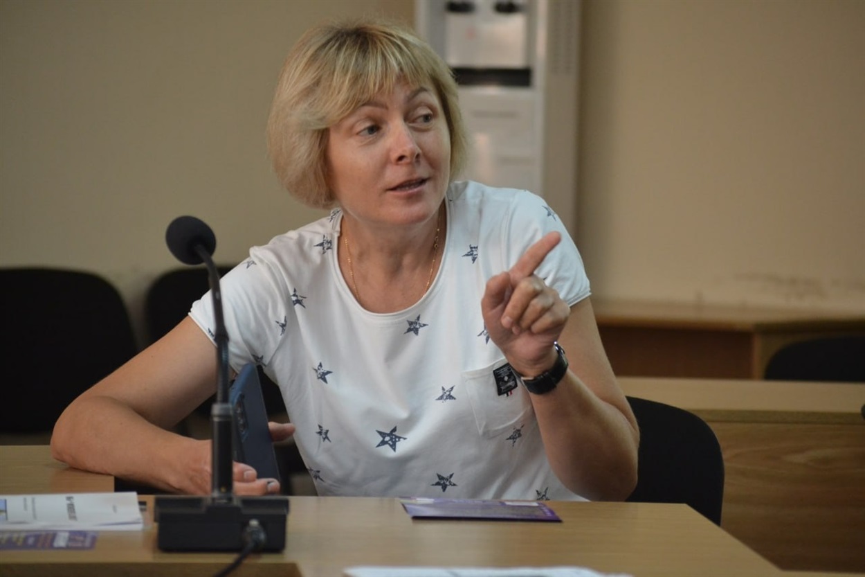 Ліна Половинкіна переконливо розповідала про ЦДЮТ.