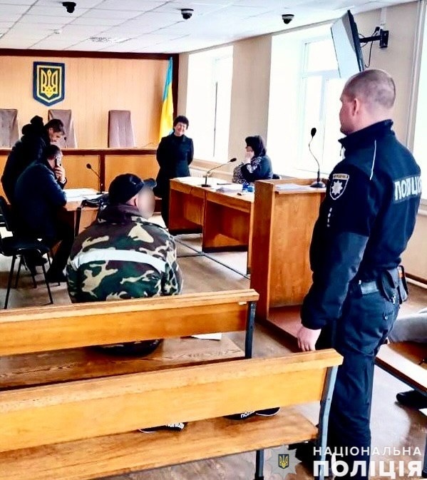 підозрювані у крадіжці насіння, затримані злочинці, крадіжка на Первомайщині, поліція Миколаївської області