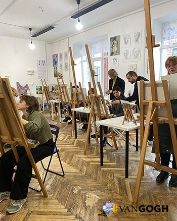 https://vangogh.lviv.ua/