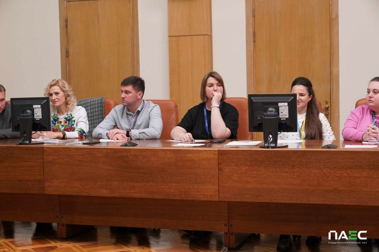 Працівники ПАЕС приєдналися до написання Радіодиктанту національної єдності