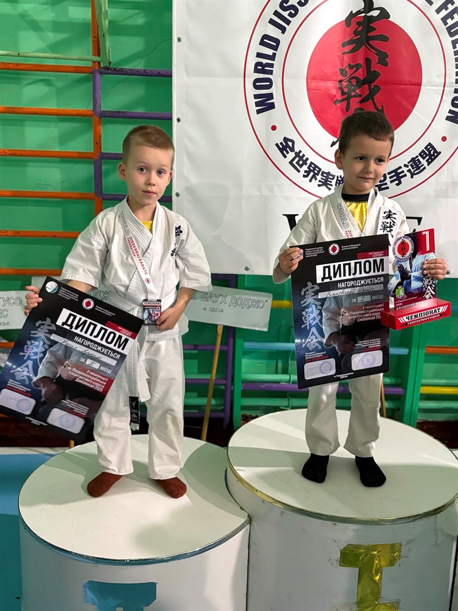 Чемпіонат з контактного карате Jissenkai у Південноукраїнську об'єднав 12 клубів і 170 учасників