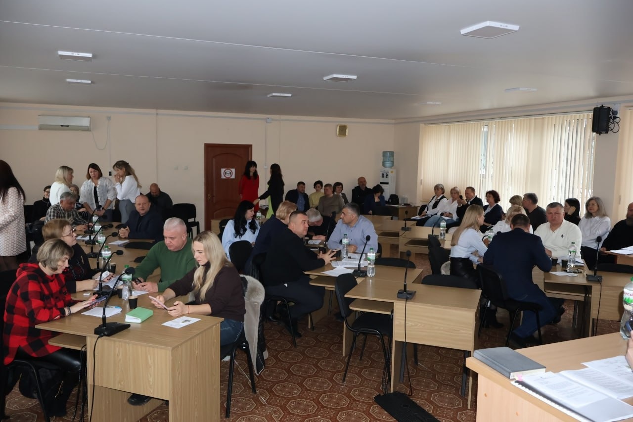 Премію мерові не знизили, заступника не поновили, до Кабміну звернулися: 65 сесія – остання частина