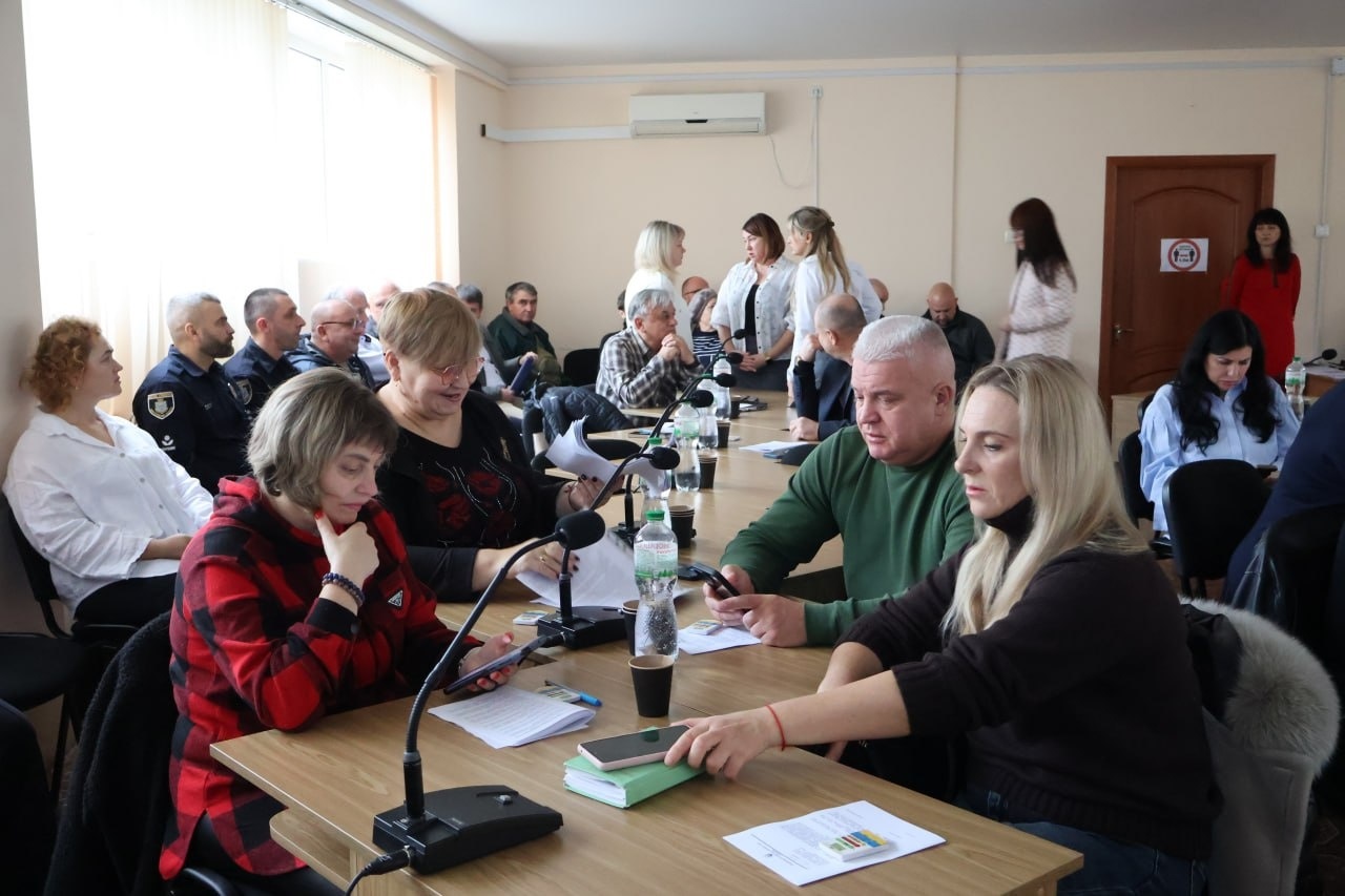 Премію мерові не знизили, заступника не поновили, до Кабміну звернулися: 65 сесія – остання частина