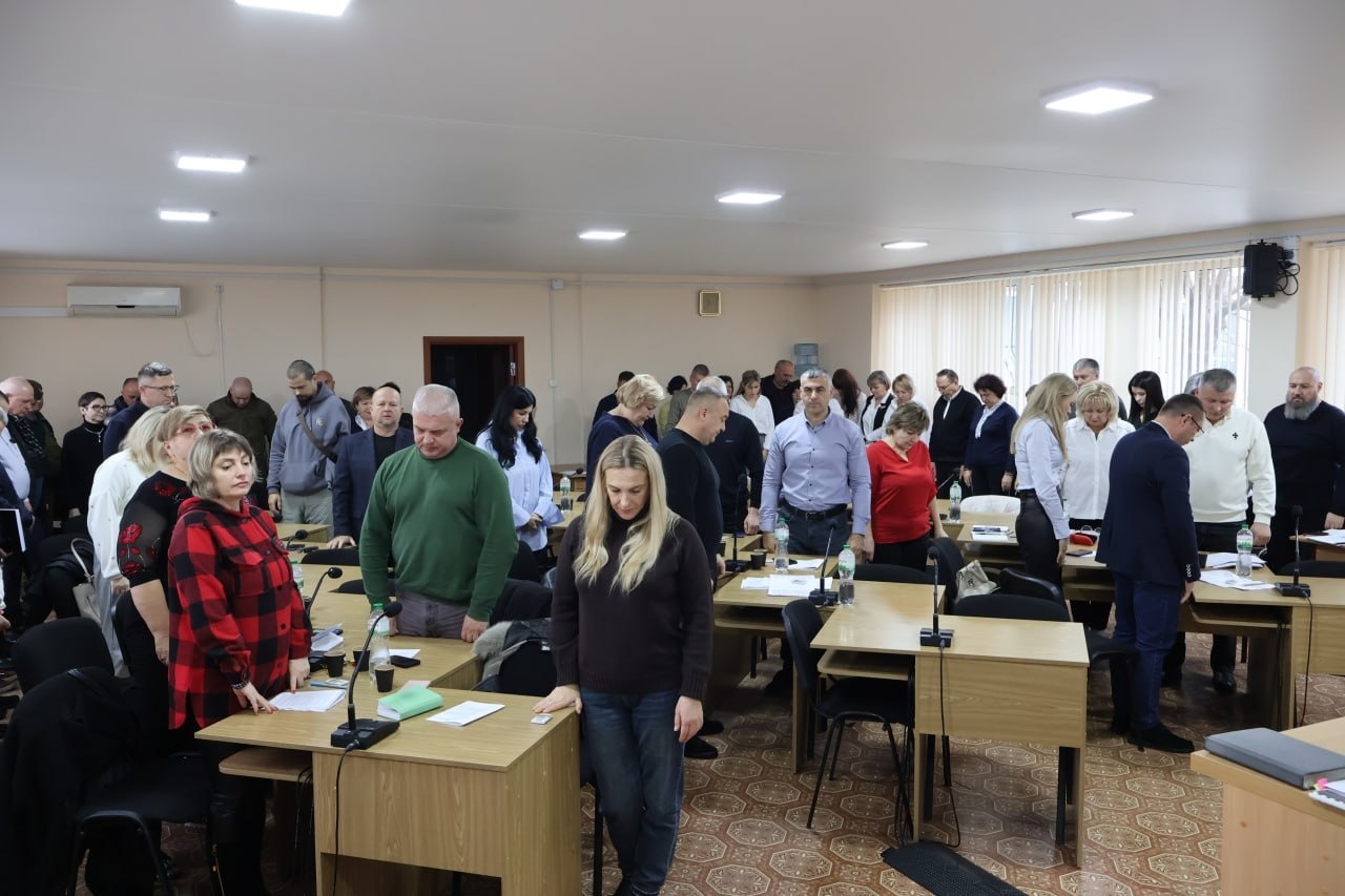 Премію мерові не знизили, заступника не поновили, до Кабміну звернулися: 65 сесія – остання частина
