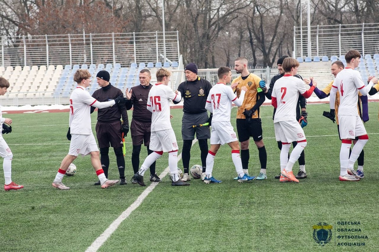 Футбольна команда «Рятівник» із Південноукраїнська - срібний призер Кубка Південного регіону