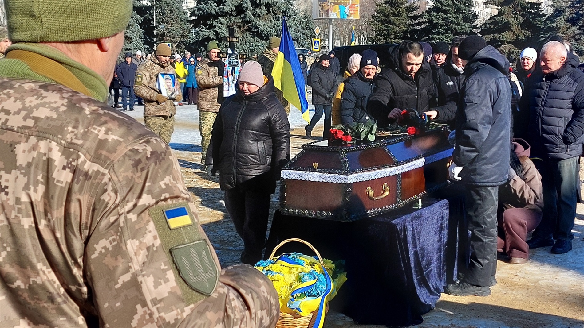 У Південноукраїнську попрощалися з солдатом Андрієм Лупаном, який рік вважався зниклим безвісти