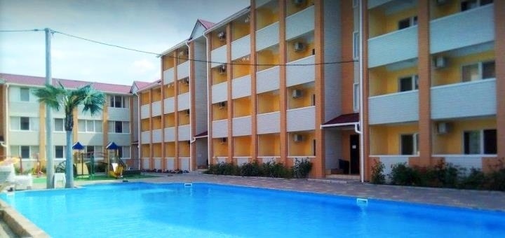 База відпочинку «Оранж» в Залізному Порту на Херсонщині.