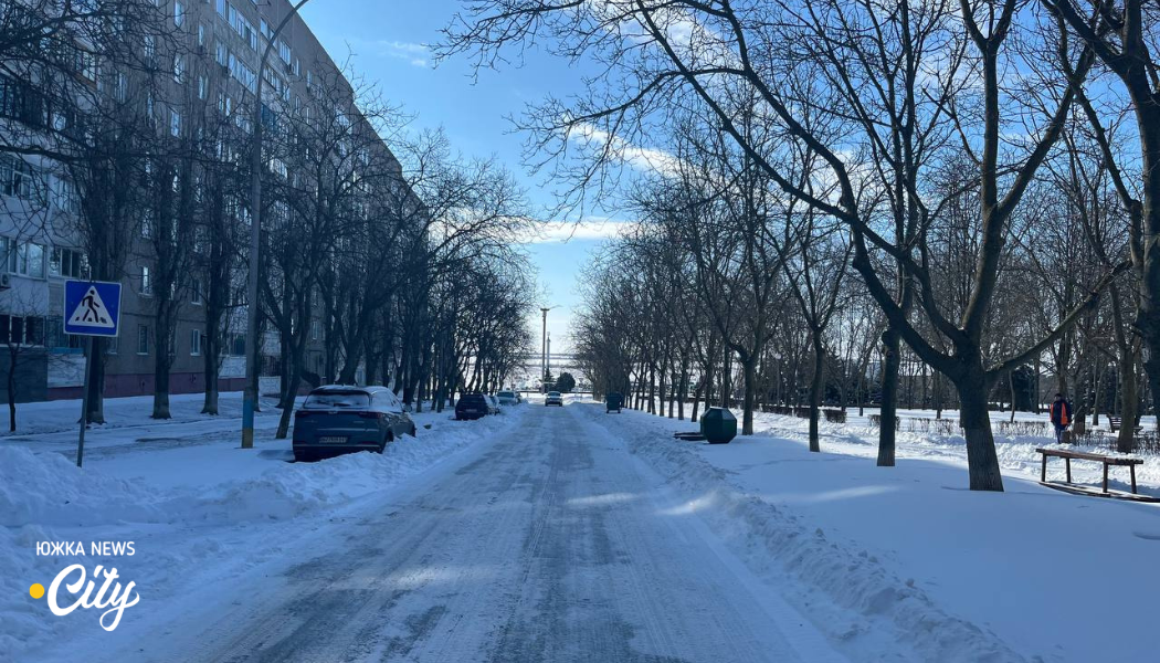 Південноукраїнськ сьогодні: фоторепортаж засніжених кварталів