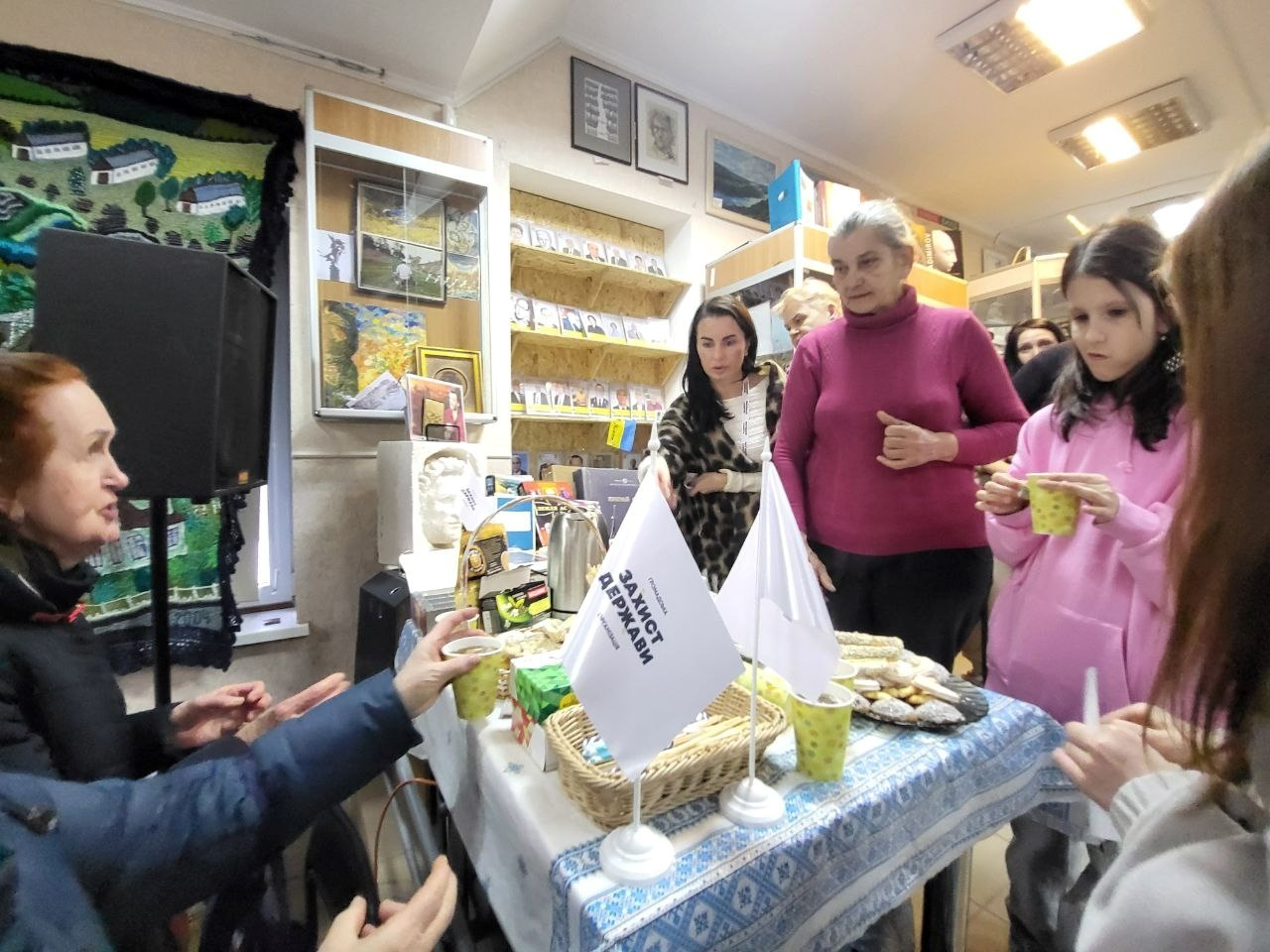 Мова барв – мова душі Наталії Токар, художниці з Південноукраїнська. Фоторепортаж