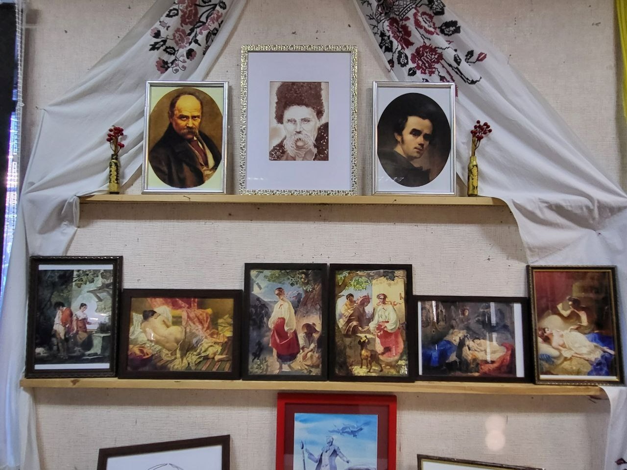 Живе слово Кобзаря у барвах сьогодення. Унікальна виставка картин у музеї Південноукраїнс