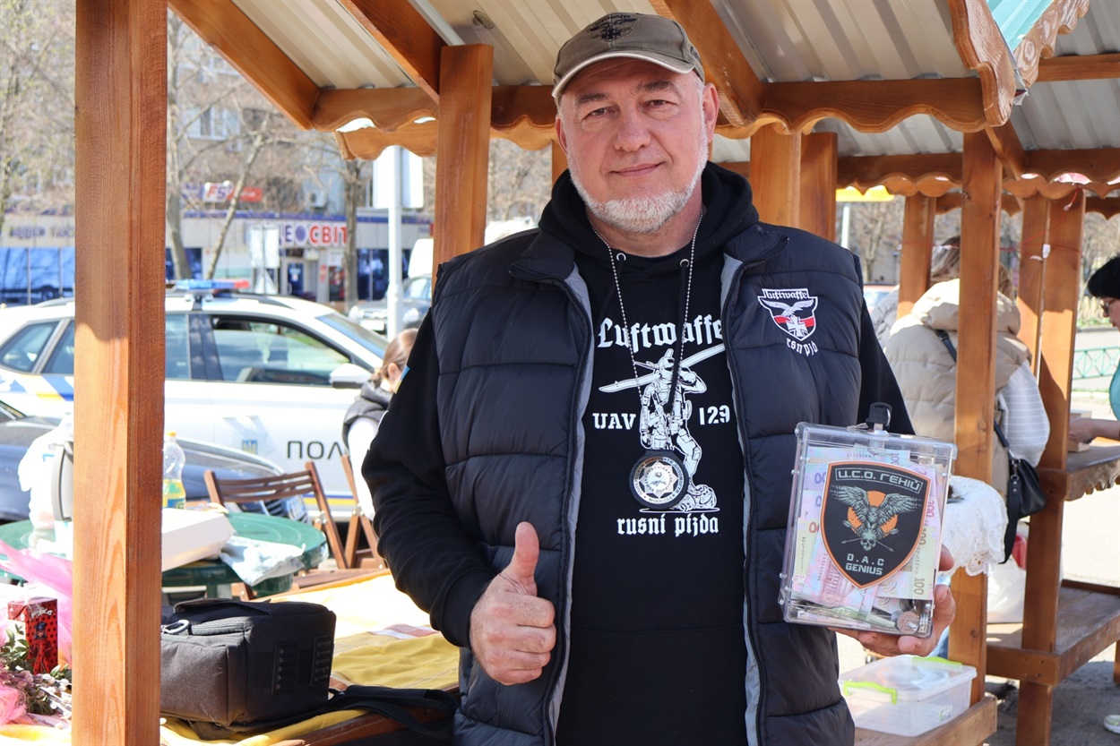 Сергій Соломон активно волонтерить з 2014 року.