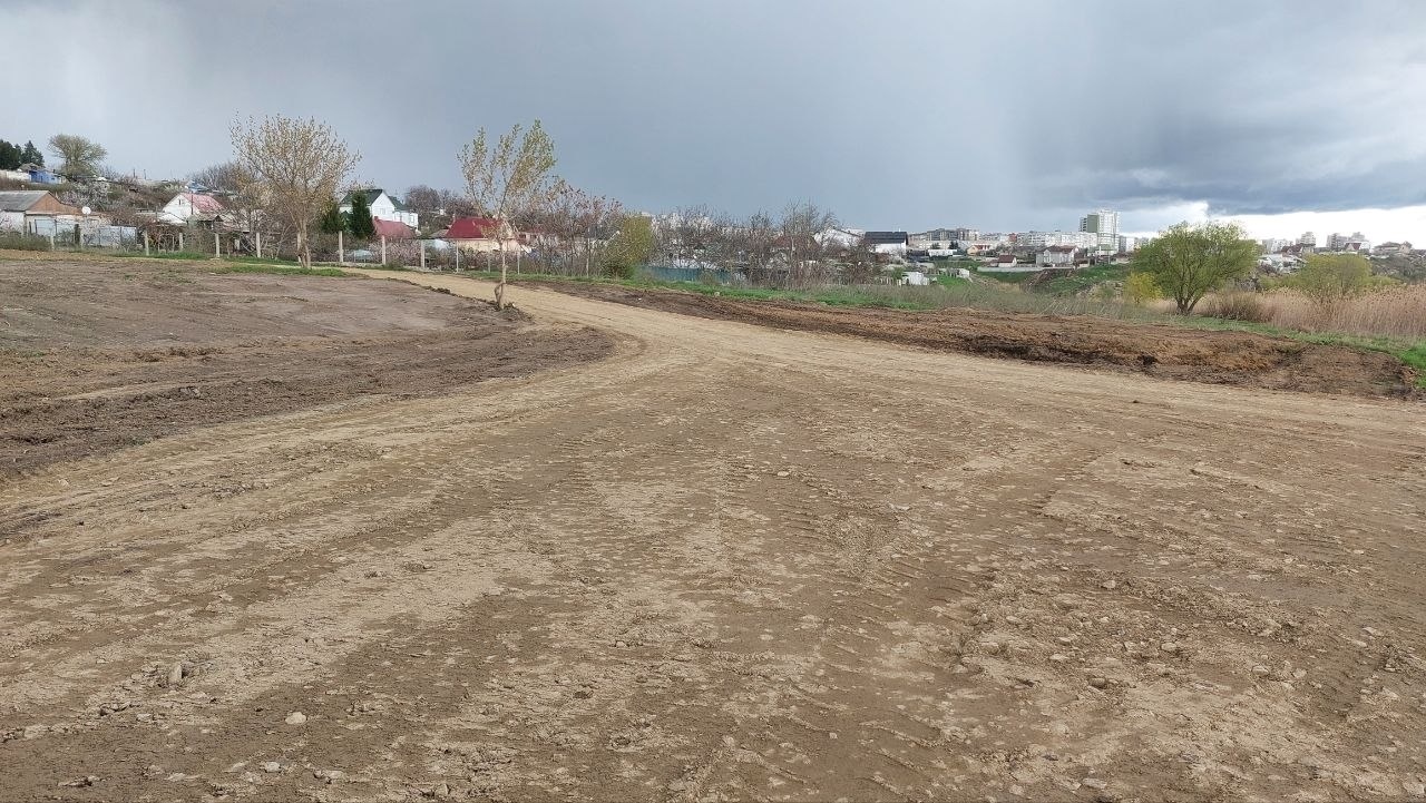 До поромної переправи відремонтували дорогу. Хто цей благодійник?