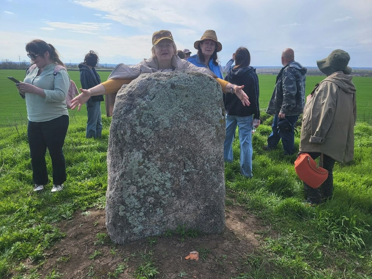 Як виглядають доісторичні споруди під Південноукраїнськом? Перша публічна екскурсія