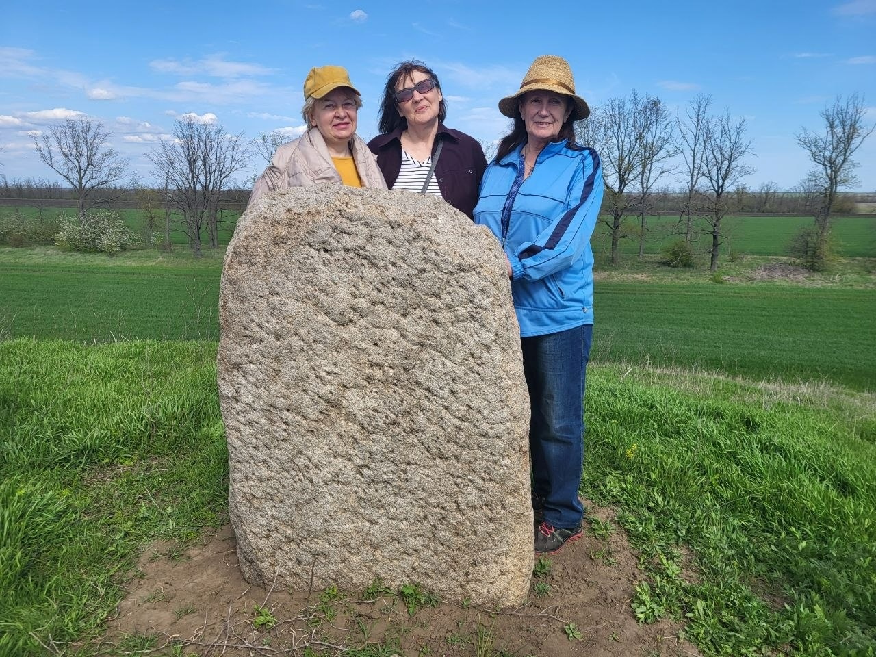 Як виглядають доісторичні споруди під Південноукраїнськом? Перша публічна екскурсія