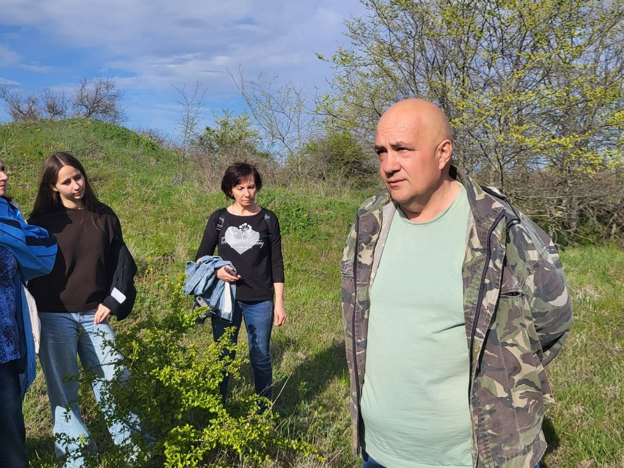 Як виглядають доісторичні споруди під Південноукраїнськом? Перша публічна екскурсія