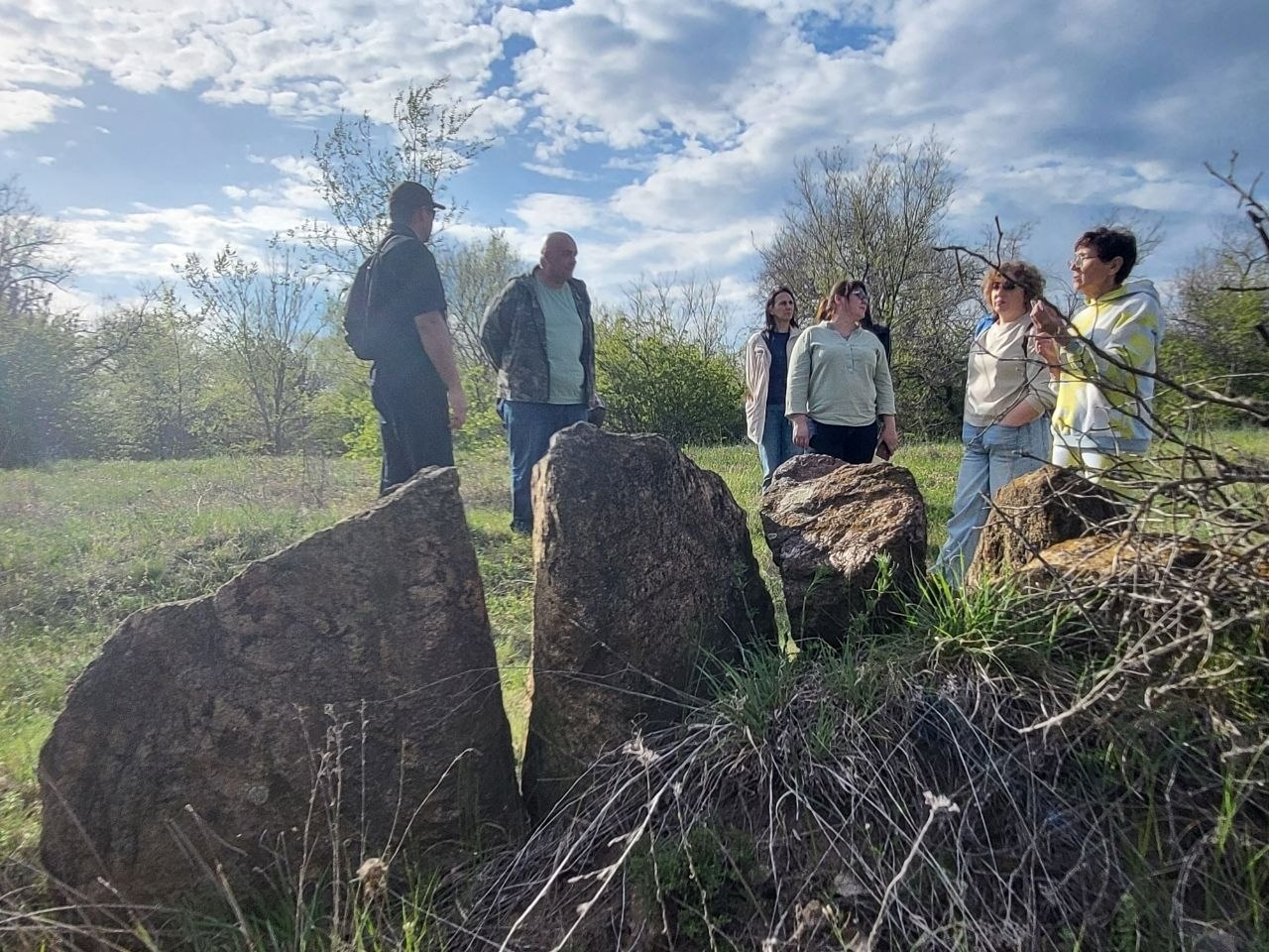 Як виглядають доісторичні споруди під Південноукраїнськом? Перша публічна екскурсія