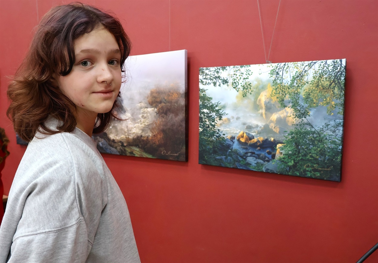 Златослава тільки опановує мистецтво фотографії, тому їй дуже цікаво.