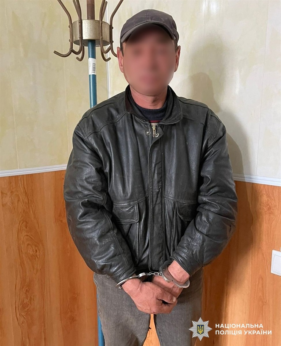 Фіктивний шлюб за 9 тисяч доларів: на Миколаївщині затримали організатора схеми для виїзду за кордон