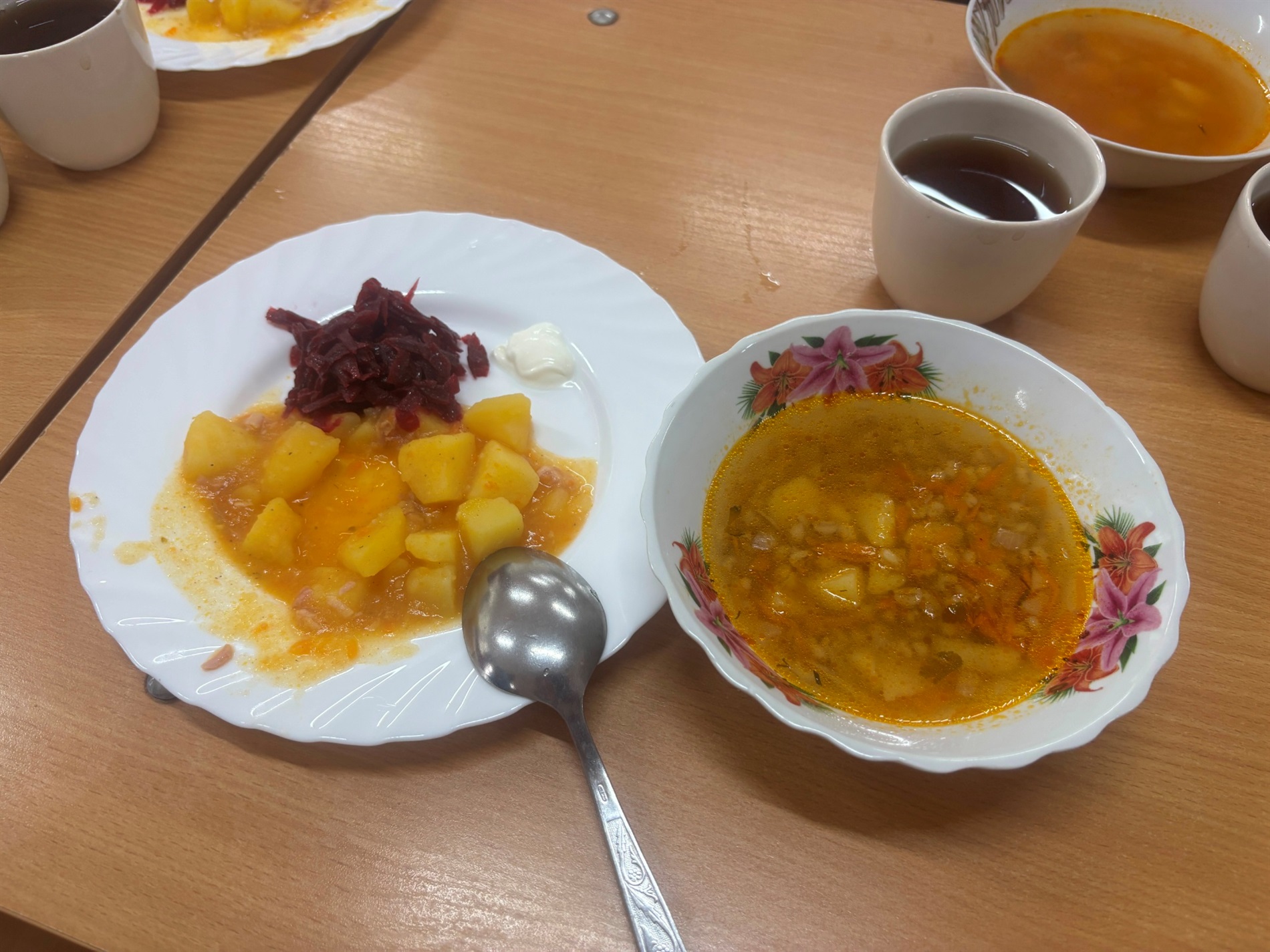 Запіканка — топ, риба — ні: смаки учнів ліцею №4 у Південноукраїнську