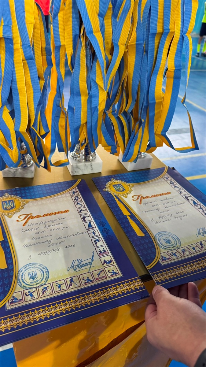 Південноукраїнські спортсмени віцечемпіони області з футзалу