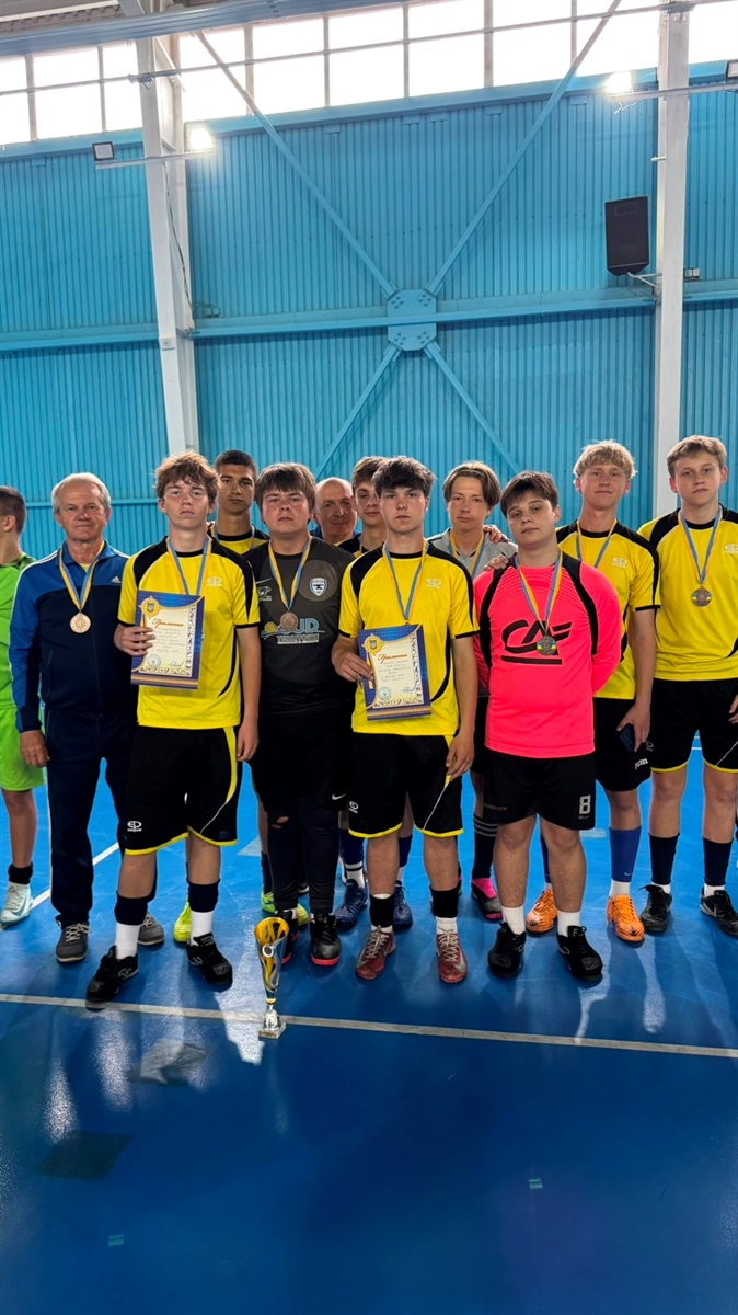 Південноукраїнські спортсмени віцечемпіони області з футзалу