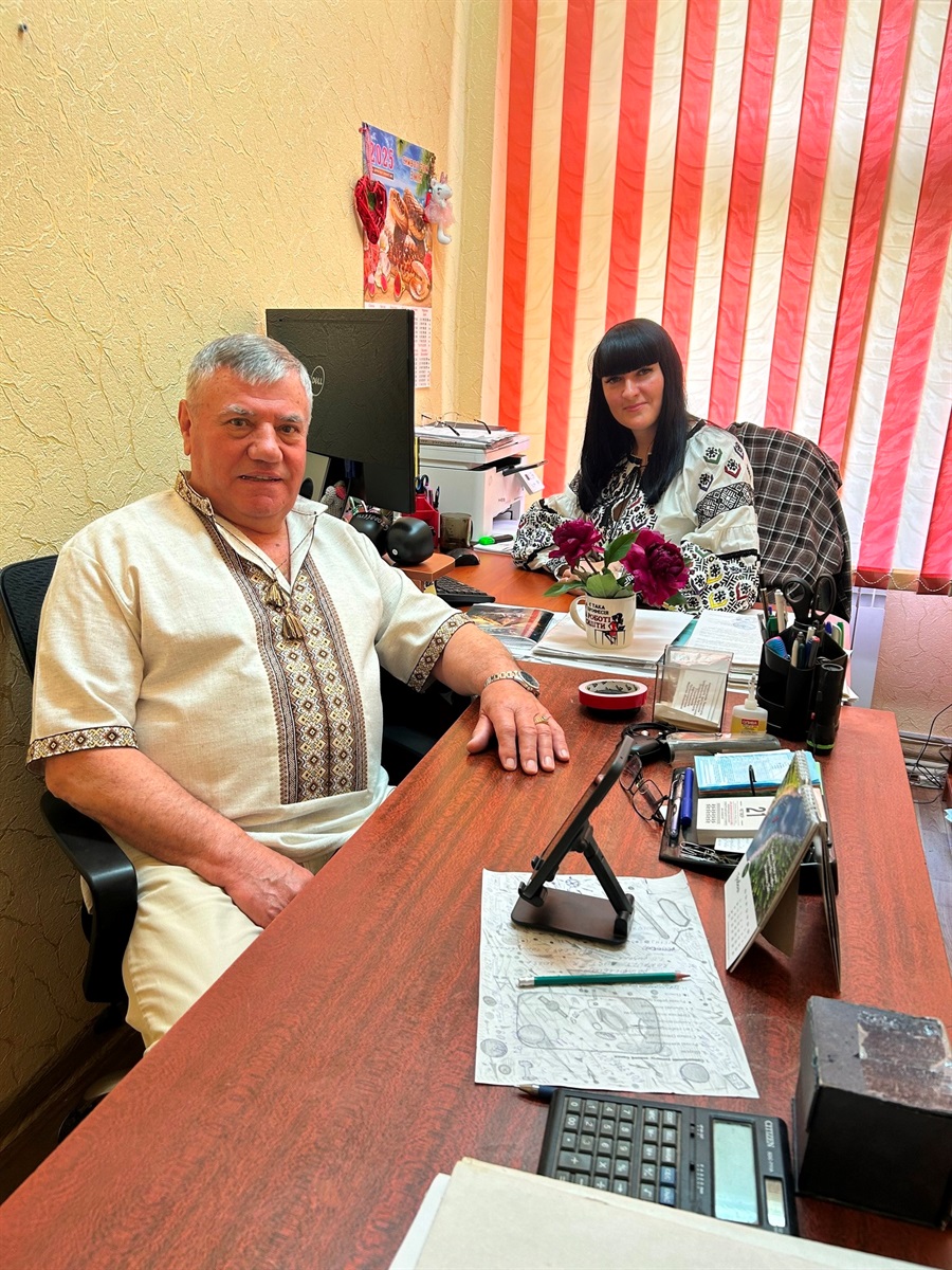 У вишиванках на роботі, навчанні й вдома: добірка фото із соцмереж південноукраїнців