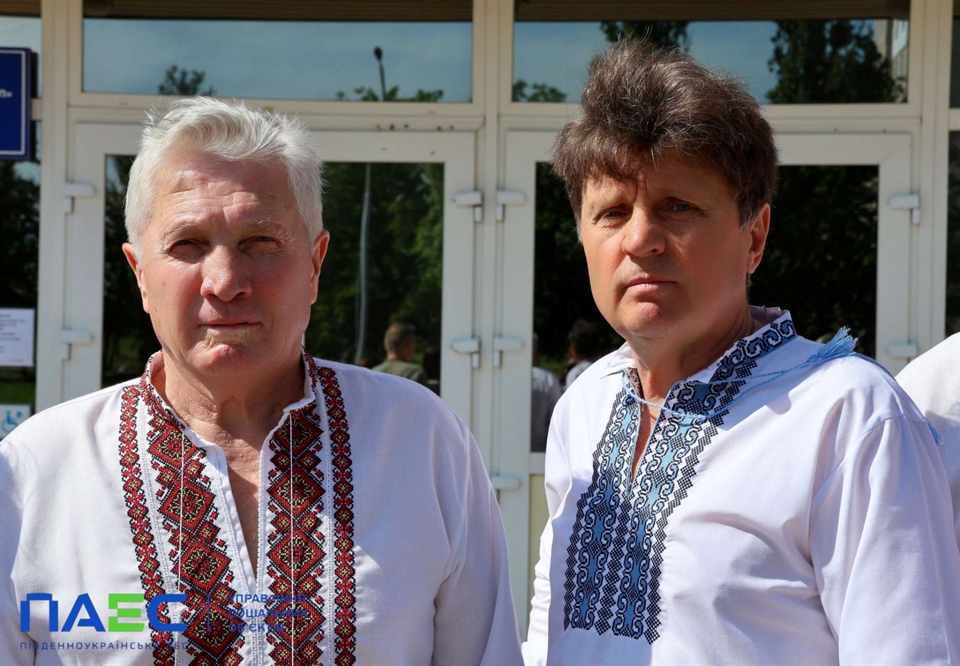 У вишиванках на роботі, навчанні й вдома: добірка фото із соцмереж південноукраїнців