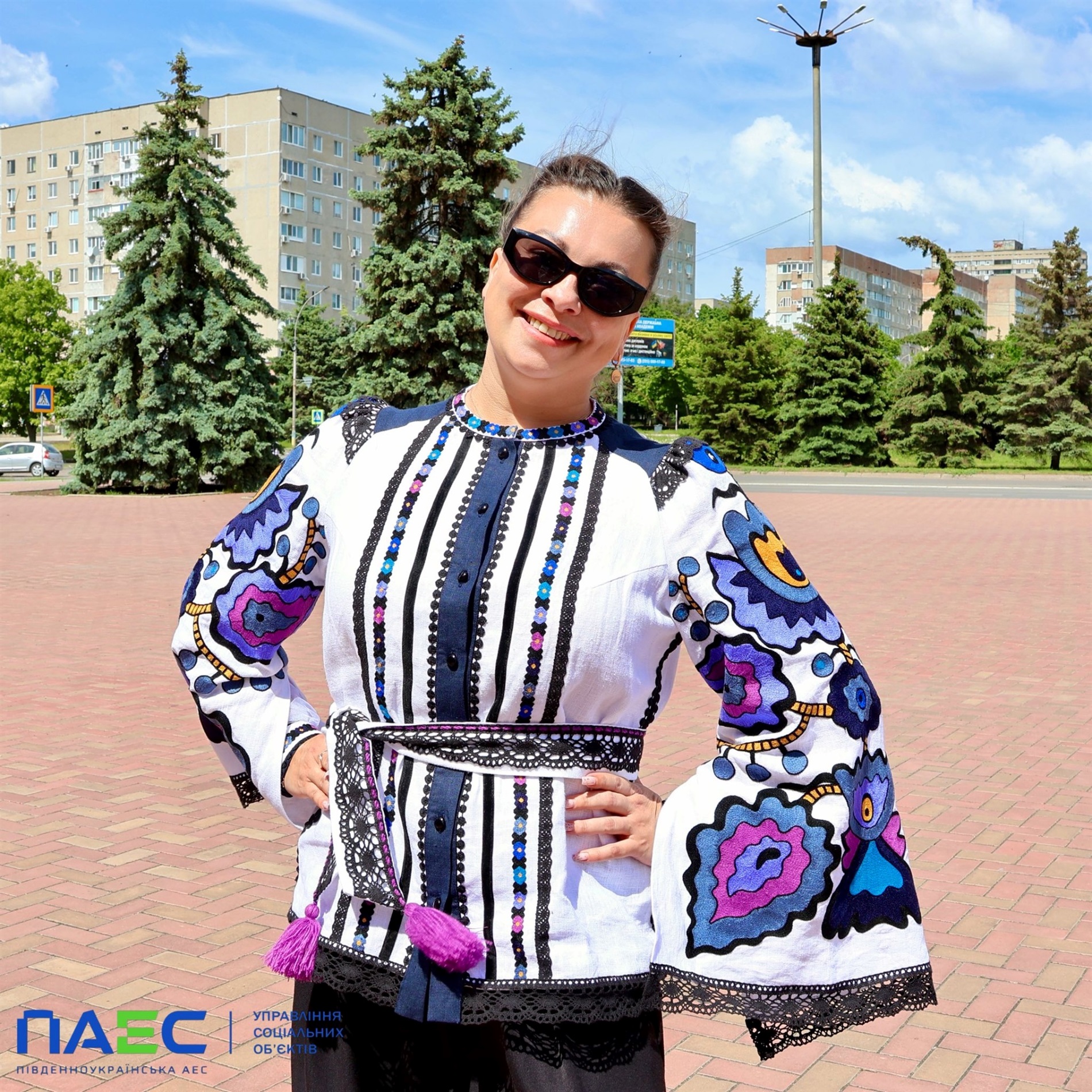 У вишиванках на роботі, навчанні й вдома: добірка фото із соцмереж південноукраїнців