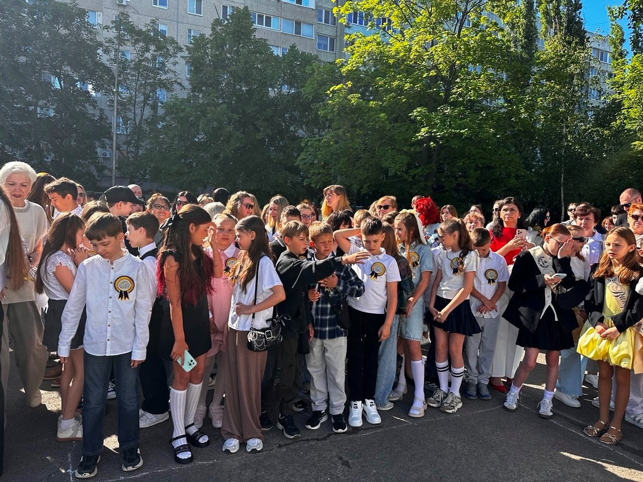 Останній дзвоник 2026 у Південноукраїнській громаді: добірка фото зі святкових лінійок. Оновлюється