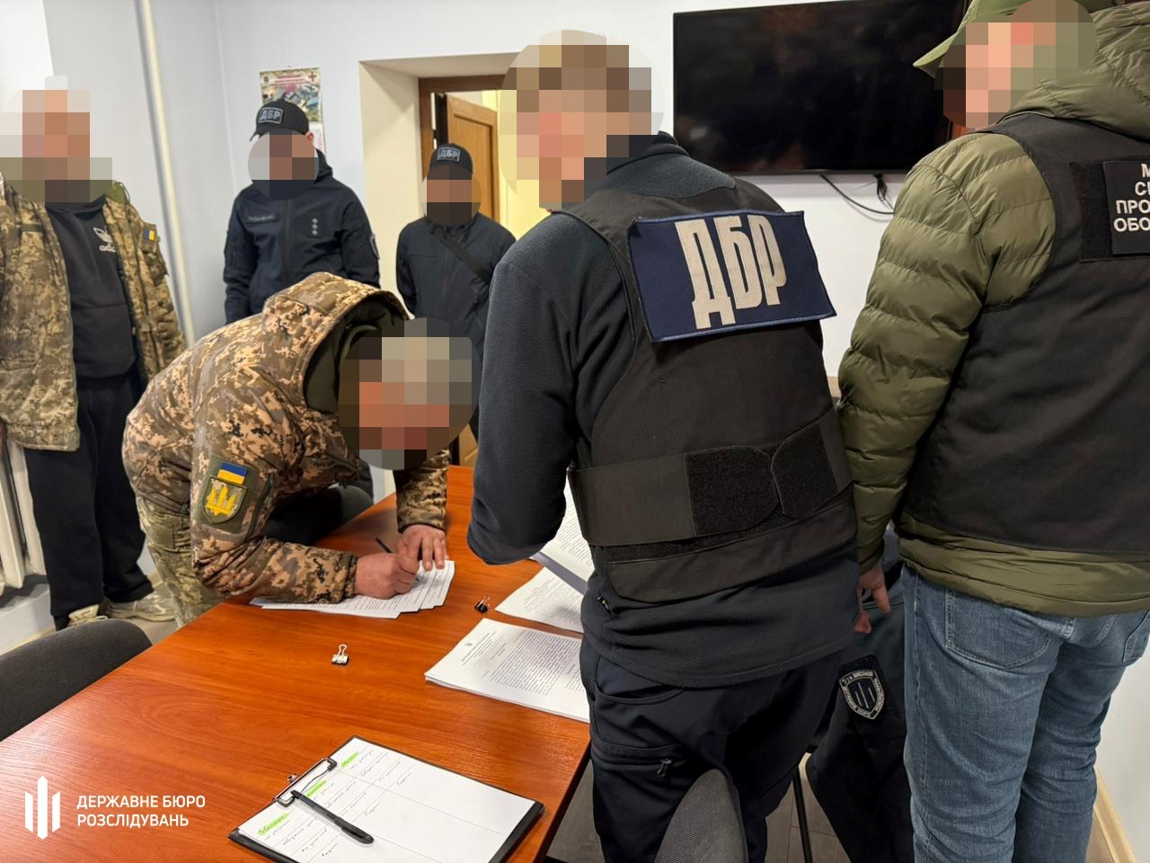 Батька 5 дітей 9 днів тримали в підвалі: на Вознесенщині судитимуть працівників ТЦК. Відео